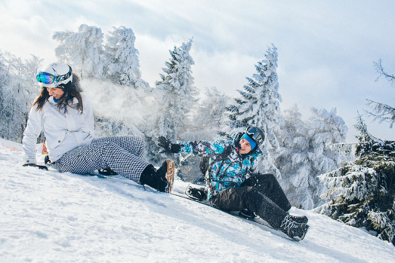 Sesja narzeczeńska Paulina i Mikołaj, sesja w górach, na stoku, zdjęcia Jaworzyna, fotograf ślubny Warszawa
