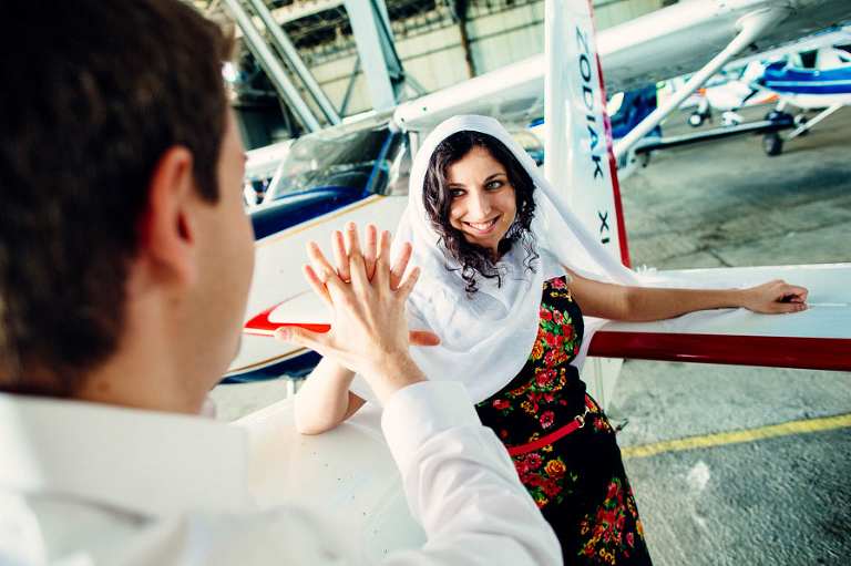 Vera i Tom - sesja narzeczeńska fotoszubi fotograf ślubny warszawa Aeoroklub