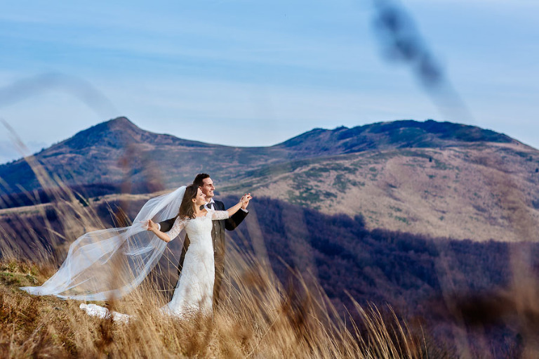 Magda i Maciek sesja zdjęciowa Bieszczady, fotograf ślubny Warszawa