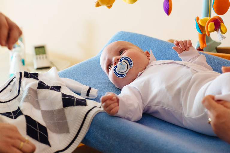 zdjęcia ze chrzcin Karolka - Fotoszubi fotograf ślubny Warszawa
