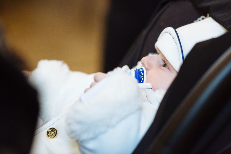 zdjęcia ze chrzcin Karolka - Fotoszubi fotograf ślubny Warszawa