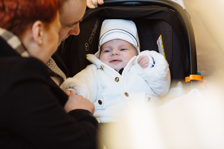 zdjęcia ze chrzcin Karolka - Fotoszubi fotograf ślubny Warszawa